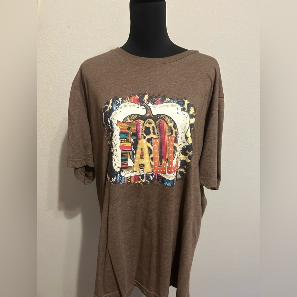 Women’s Fall tee
